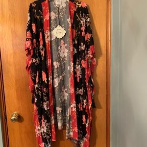 Knox Rose Floral print kimono